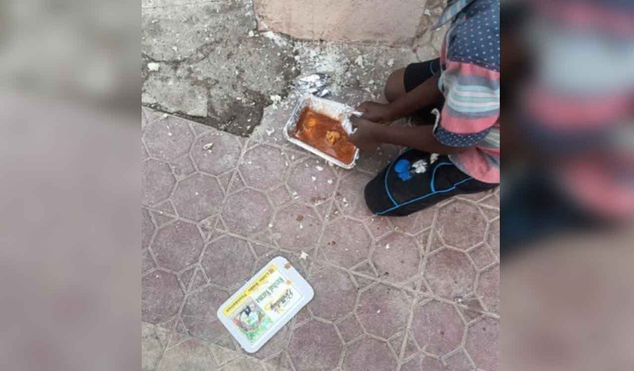Distribution of non-veg packets in Vemulawada becomes controversy