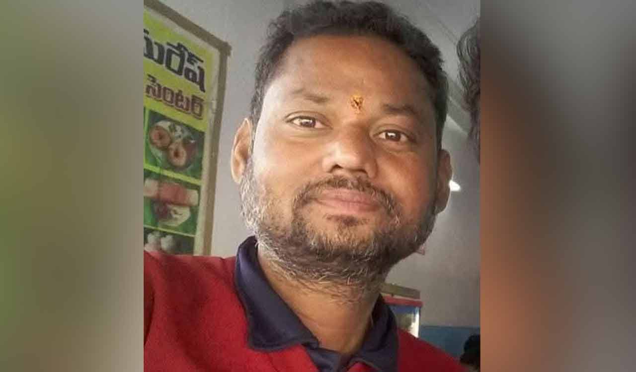 Unable to clear debts, another weaver ends life in Telangana’s Sircilla