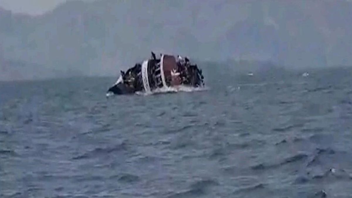 Congo Boat Capsize: 25 drowned and dozens missing after an overcrowded boat capsizes