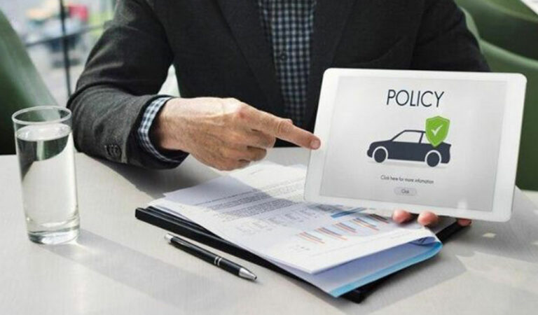 How to choose the right car insurance coverage when buying online?
