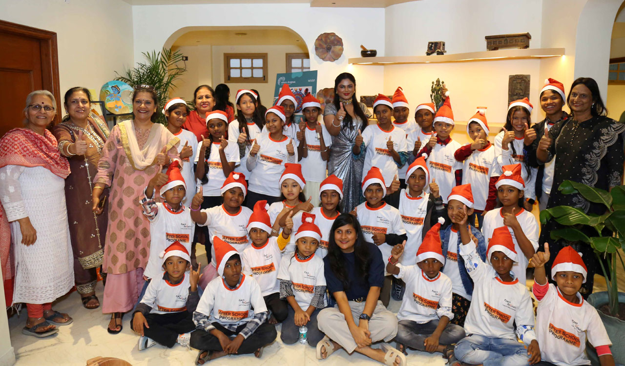 Sailaja Reddy hosts Christmas celebration for underprivileged children through Sailaja Aryan Foundation