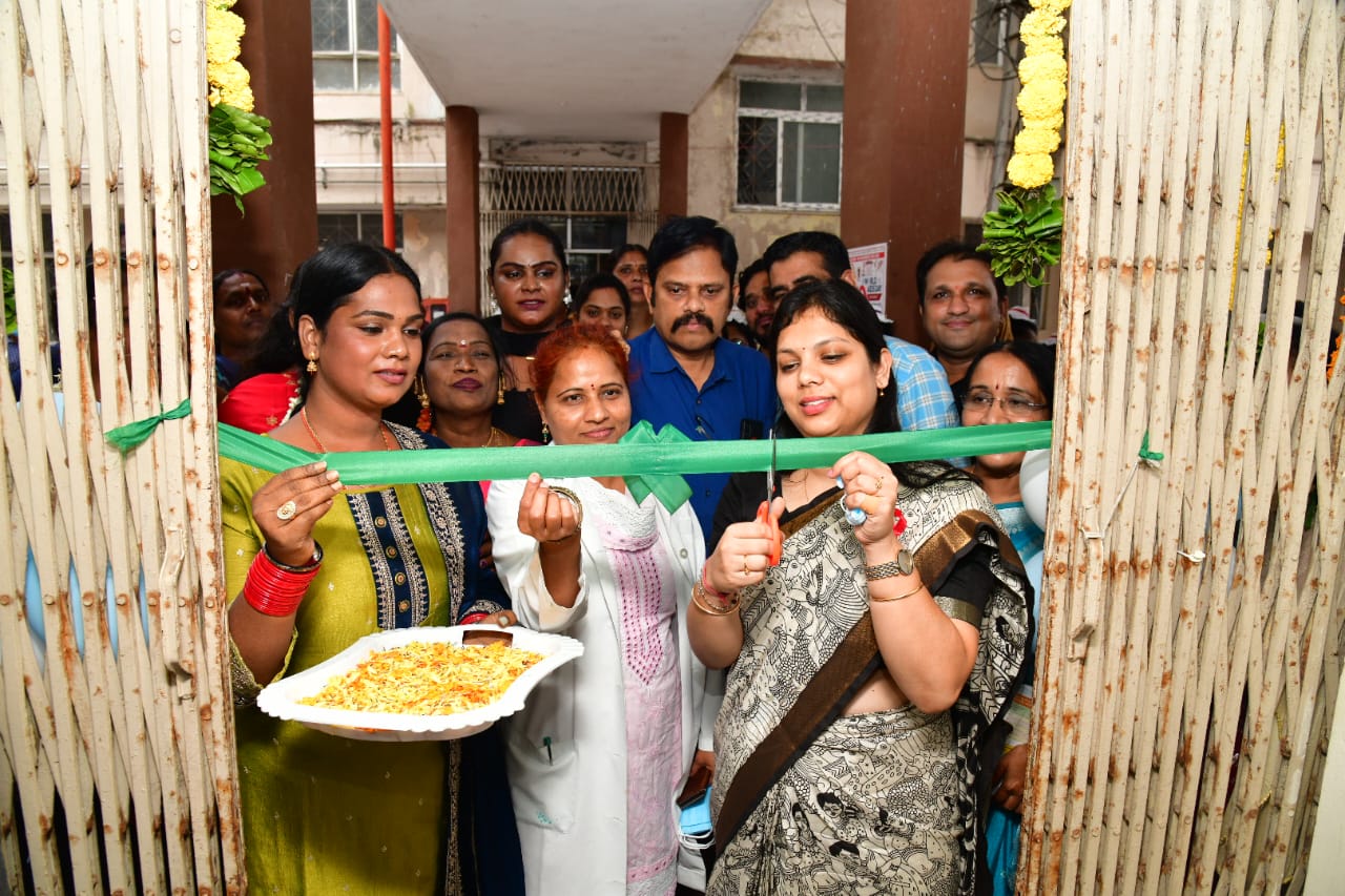 Collector Pamela Satpathy Inaugurating Transgender Clinic In District Headquarters Hospital On Monday. 305