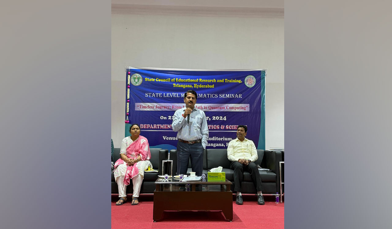 School Education director EV Narsimha Reddy highlights teacher’s role in student’s life at SCERT event