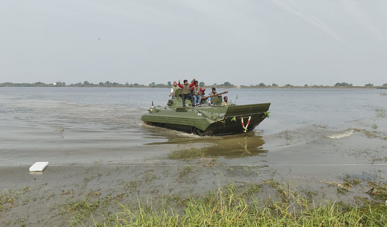 ODF Medak conducts flotation test of BMP war tank in Sangareddy