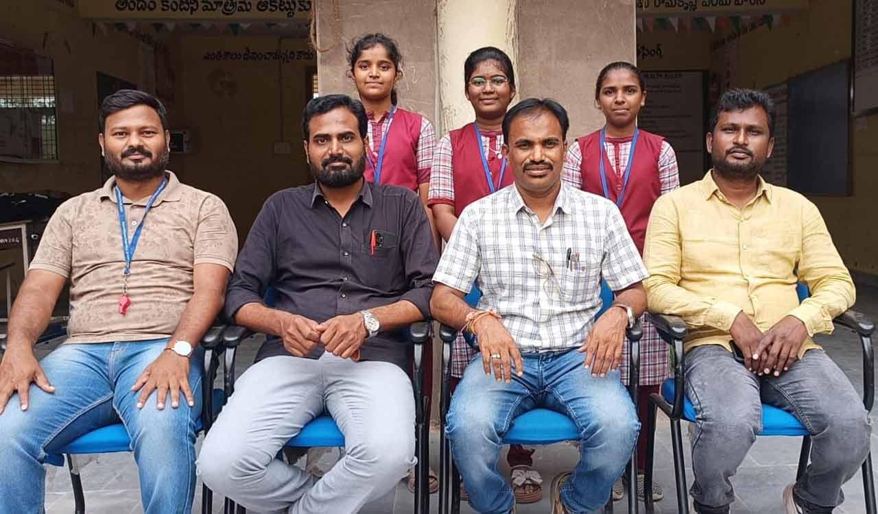 Four students from Mancherial model school selected for U-19 volleyball meet