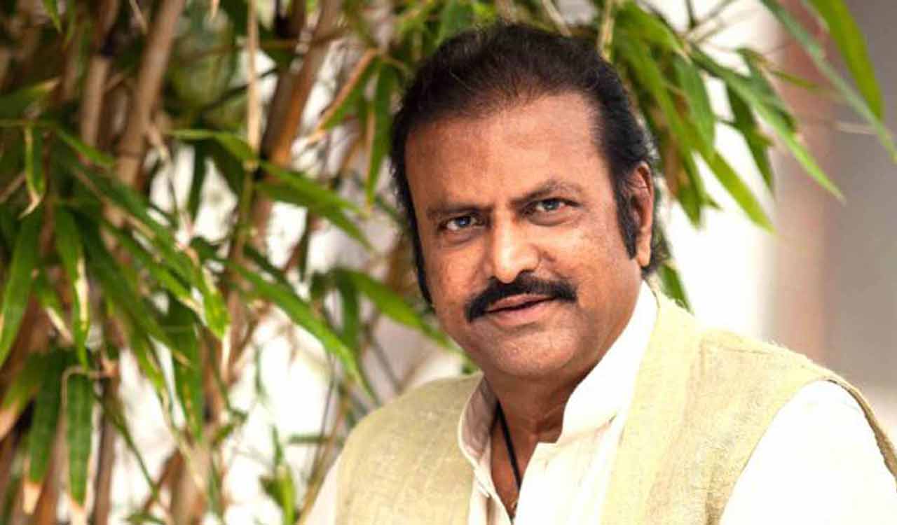 Hyderabad: Tension erupts at Mohan Babu’s house