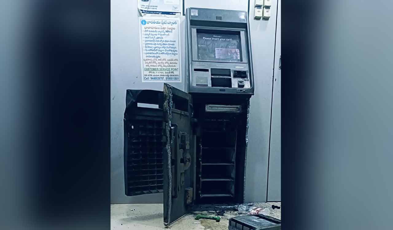 Major theft at SBI ATM in Nalgonda’s Dameracherla; Rs.24 lakh stolen