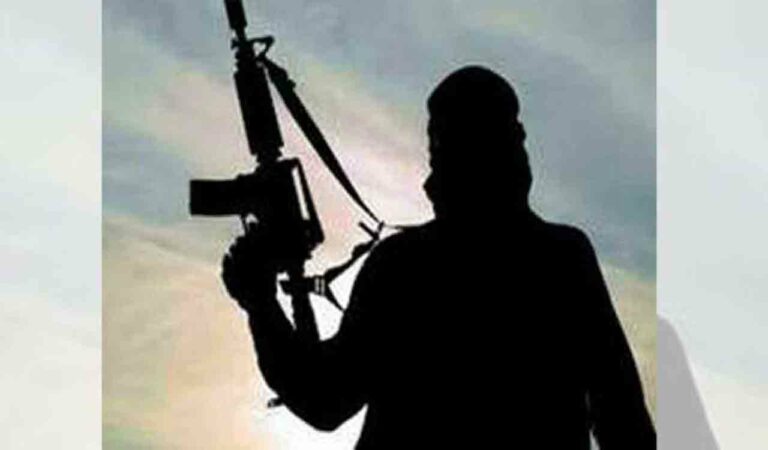 Seven naxals killed in an encounter in Chhattisgarh