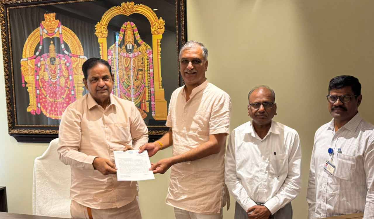 Harish asks TTD chairman to speed up Venkateshwara Swamy Temple in Siddipet