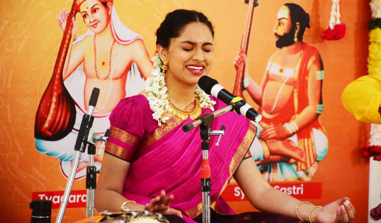 Haasini from San Diego mesmerizes with her Carnatic music performance