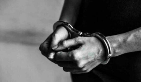 SI, constable caught red-handed while accepting bribe in Telangana’s Suryapet