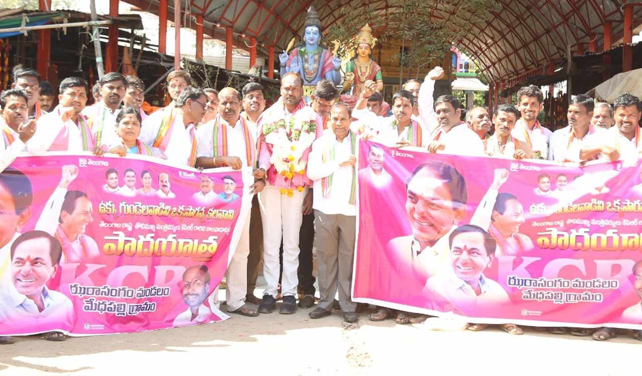 Telangana: BRS activist embarks on 140 km padayatra to meet KCR
