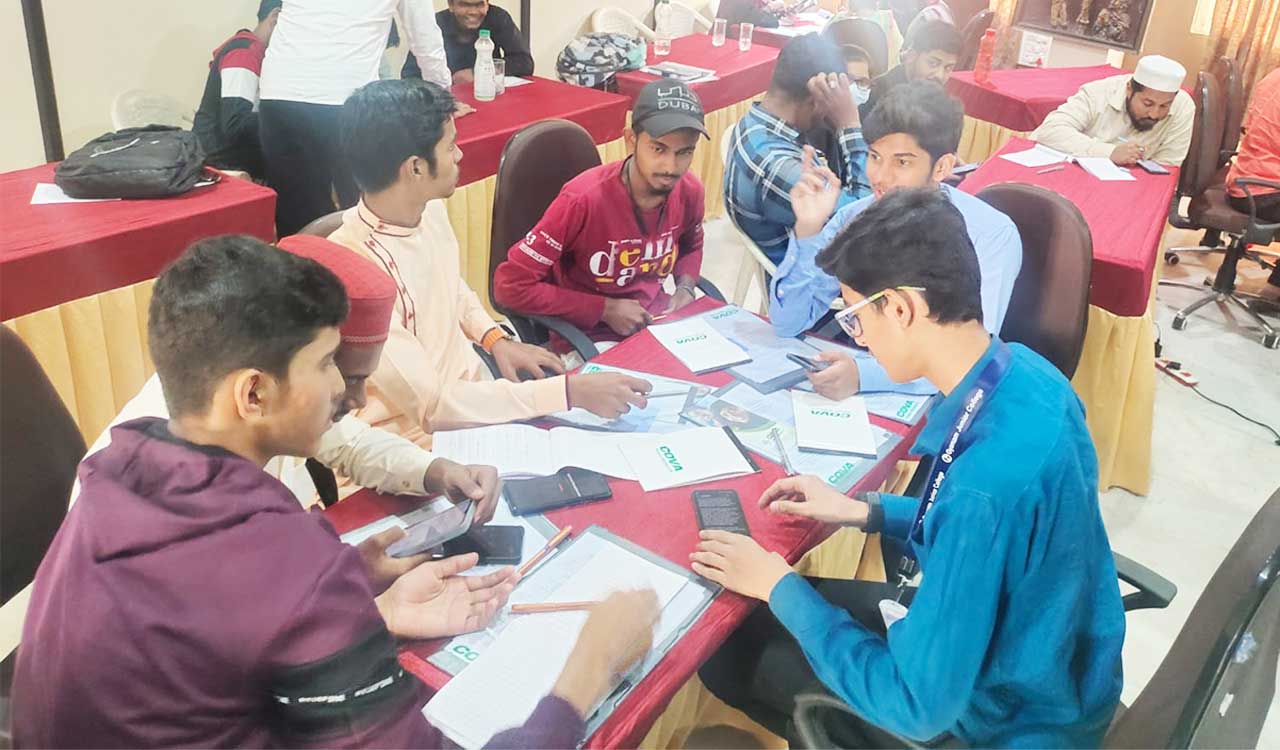 Fake news: COVA trains community volunteers in fact-checking skills