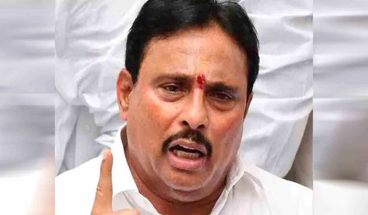 Mild tension prevails at Chintal Basti as Danam creates ruckus over HYDRAA demolitions