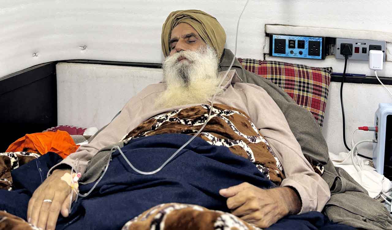 121 farmers end fast-unto-death after farmer leader Dallewal accepts medical aid