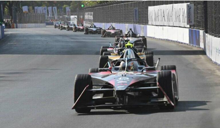 BRS leaders RS Praveen Kumar, MLA Mutha Gopal, MLC Naveen Kumar Reddy, and others filed a complaint with the Narsingi police against the Chief Minister over Formula-E race cancellation.