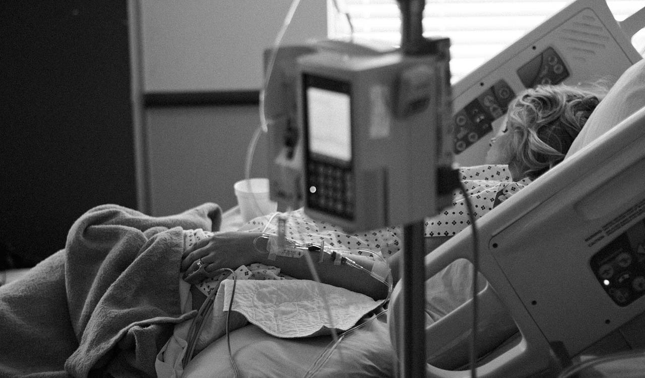 Hyderabad: 25-year-old woman diagnosed with Guillain-Barré Syndrome put on ventilator at KIMS