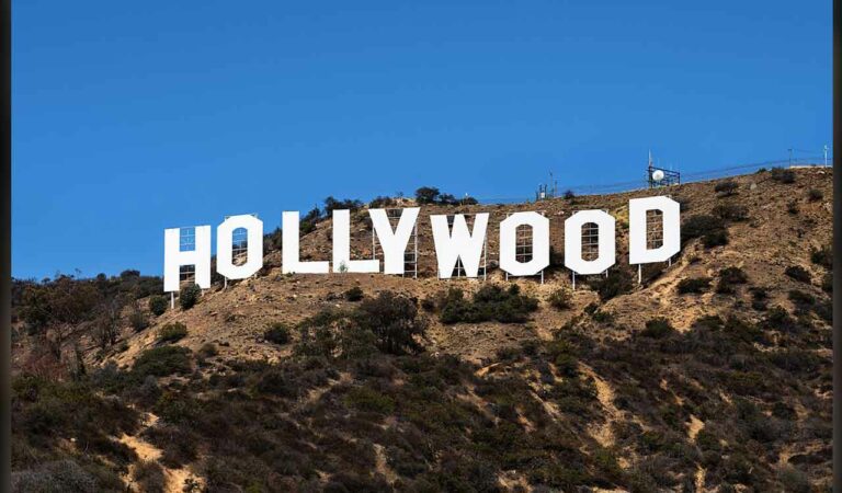 hollywood stars publicly associating with trump this time