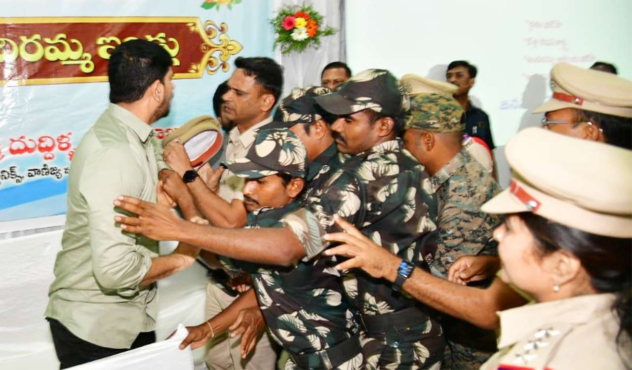 Watch: Police drag Kaushik Reddy out for questioning turncoat MLA in Karimangar