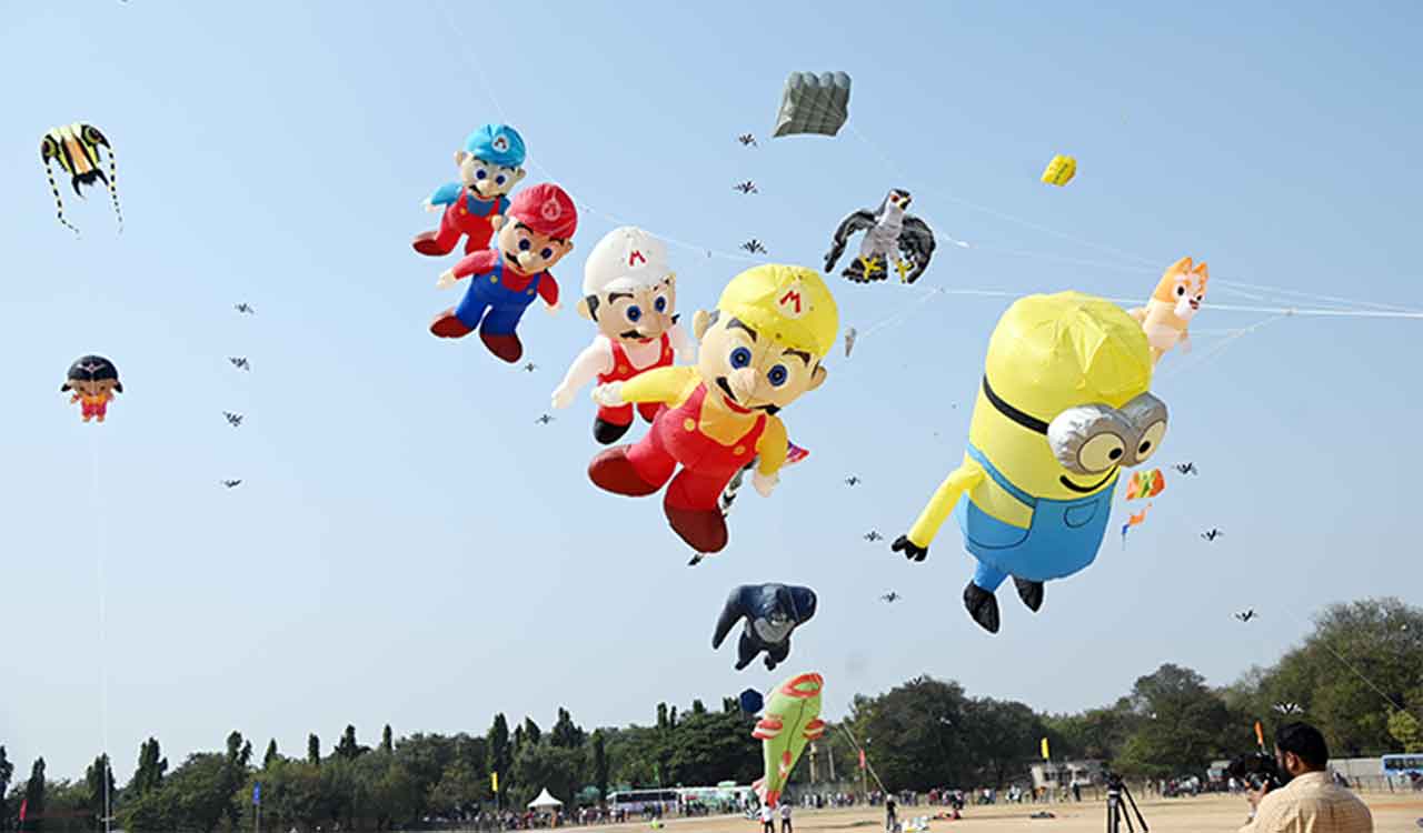Skies of Hyderabad come alive at International Kites and Sweets festival