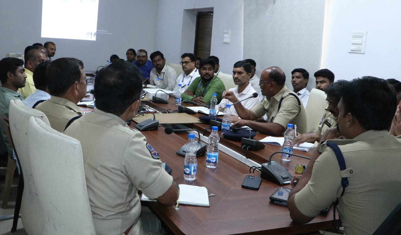 Ensure proper security at banks, Kothagudem SP tells bankers