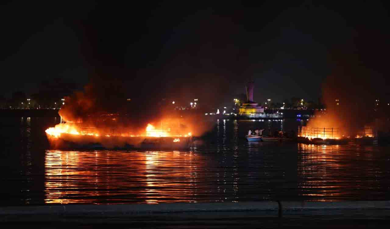 Lucky escape for 15 as fire breaks out on boats in Hyderabad’s Hussain Sagar