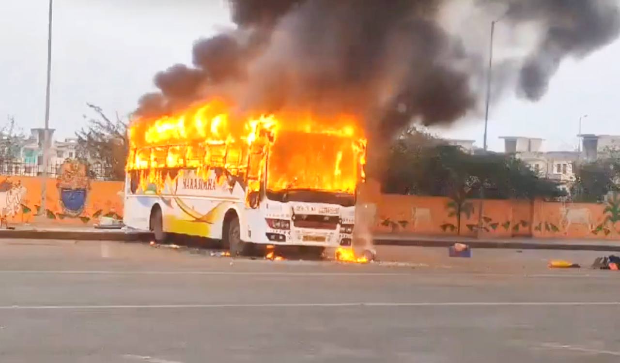 Maha Kumbh pilgrim from Telangana burnt alive, close shave for 49 others as bus catches fire