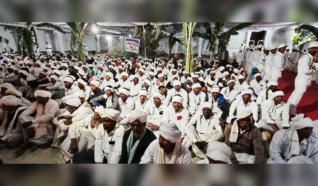 Nagoba Jatara begins on a grand note in Telangana’s Adilabad