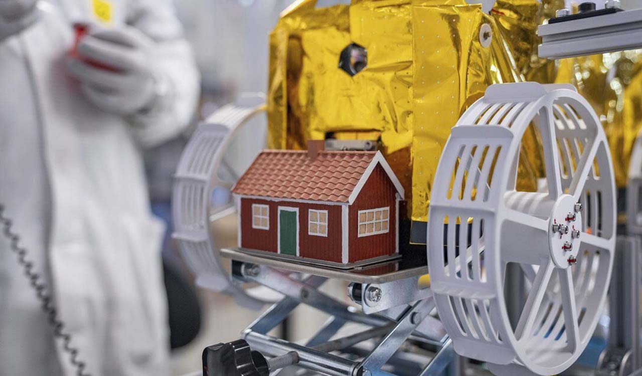 Swedish artist’s model house soon to find home on moon
