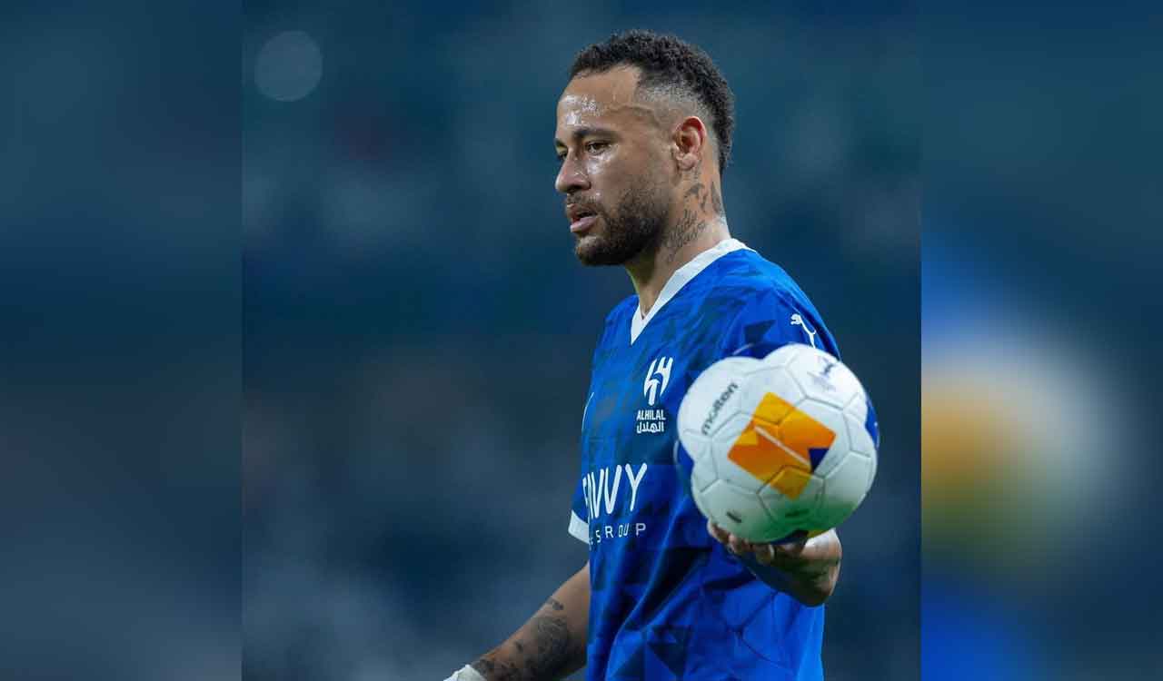 Brazilian striker Neymar back to boyhood club Santos