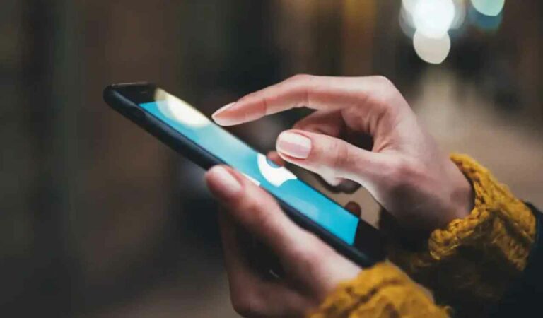 Phone Scroll