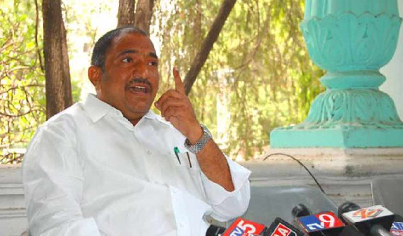 Former MLA accuses Congress govt of cheating Madigas in Telangana