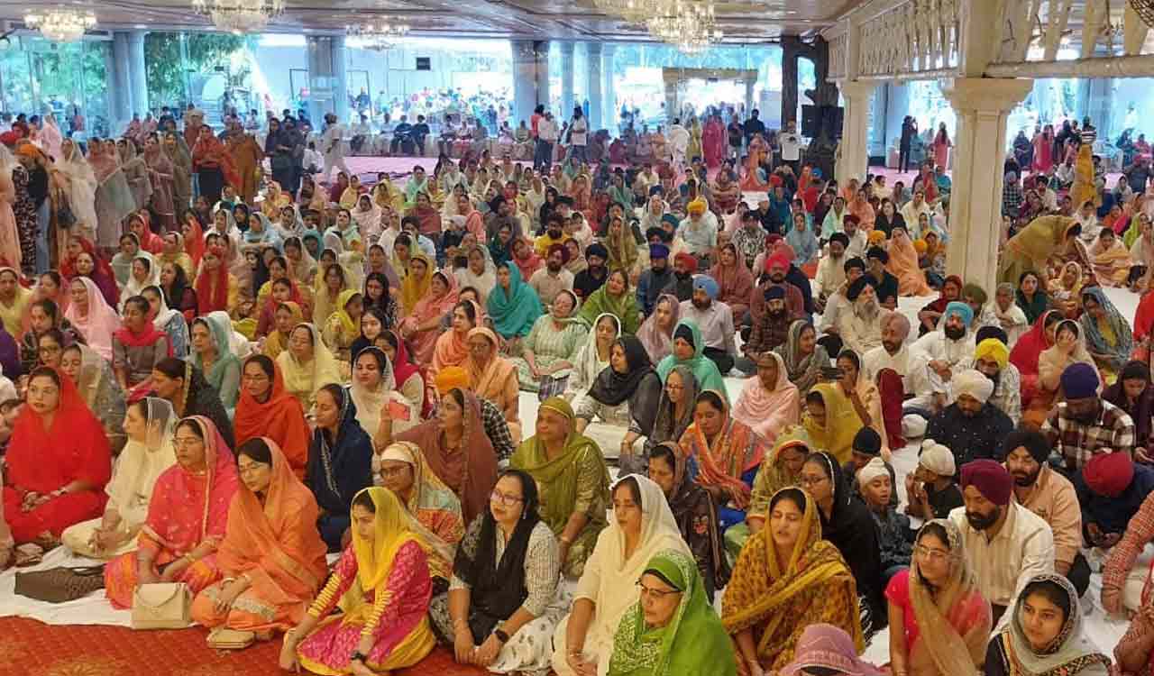 358th Prakash Purab of Sri Guru Gobind Singhji celebrated with gaiety in Hyderabad