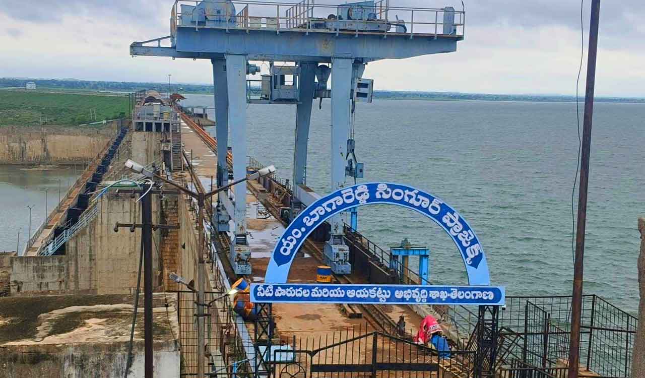 Water released from Singur to meet Yasangi needs of paddy farmers in Medak