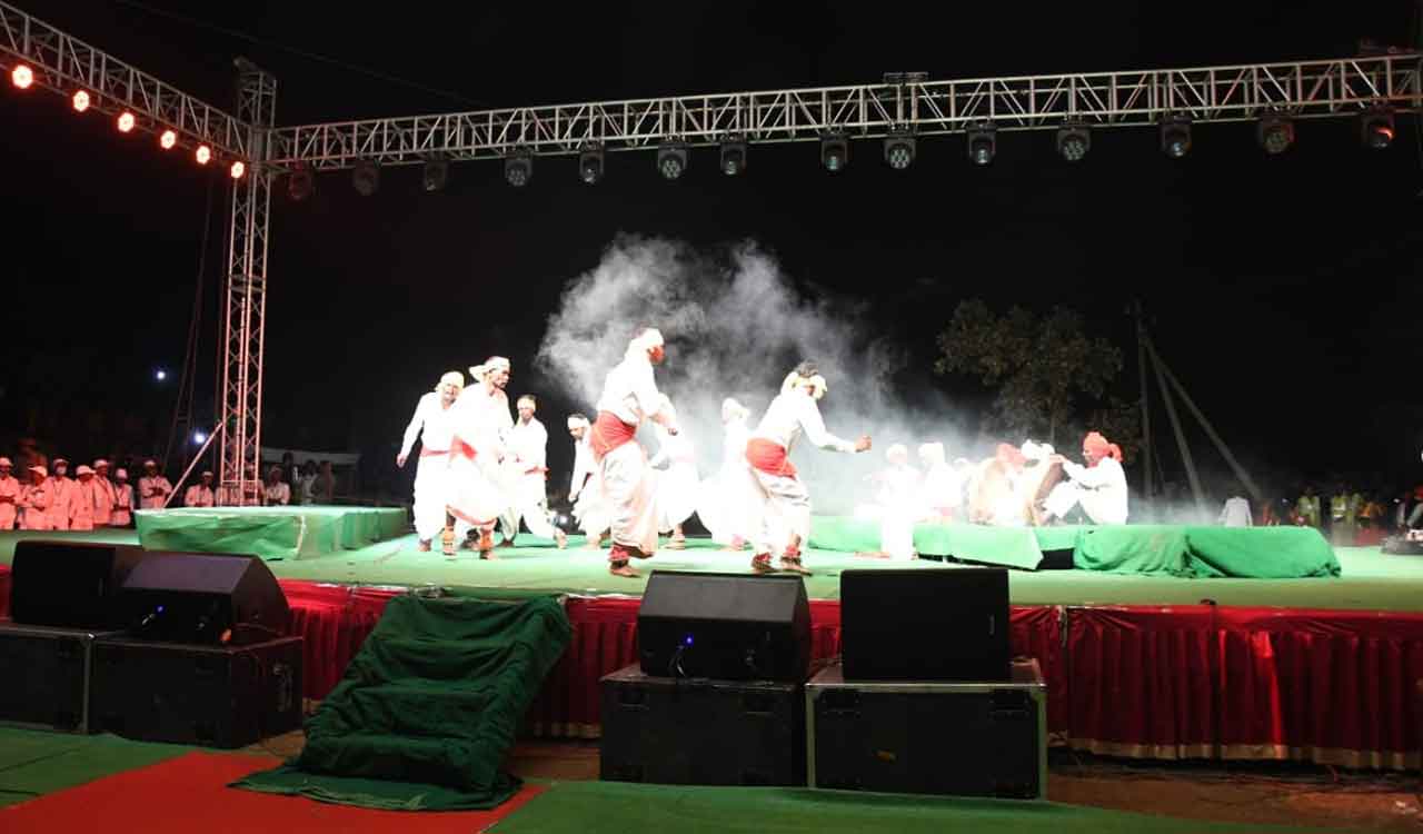 Praja Darbar, cultural shows organised as part of Nagoba Jatara