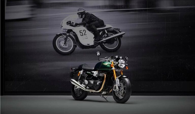 Thruxton 400