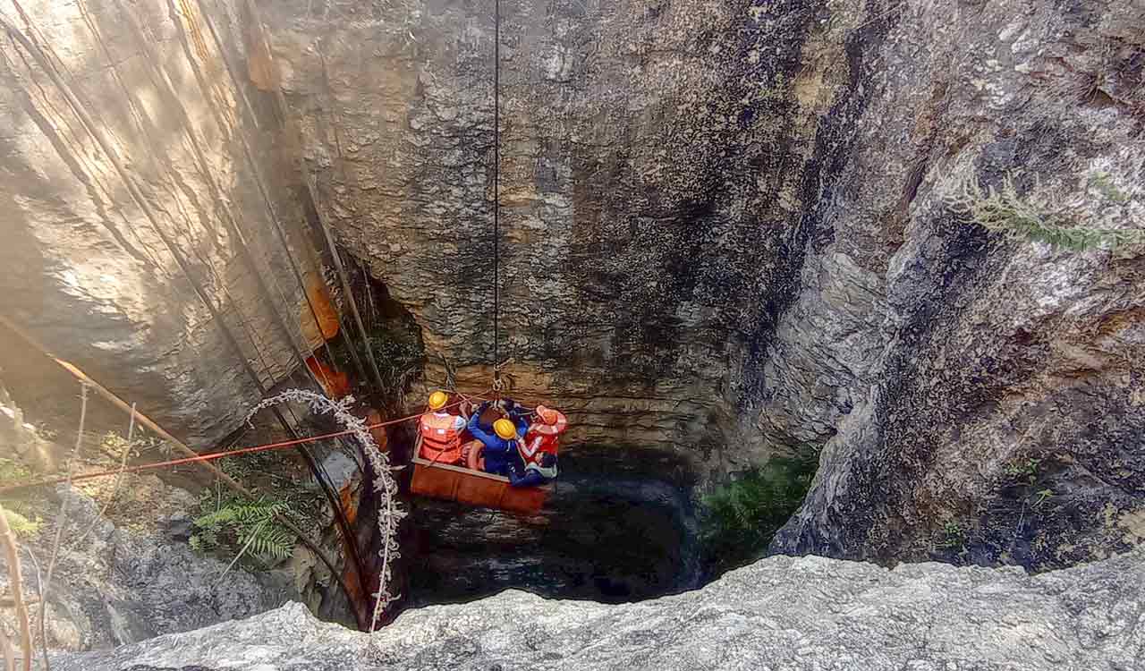 Assam coal mine incident: Body of one of 9 trapped workers recovered