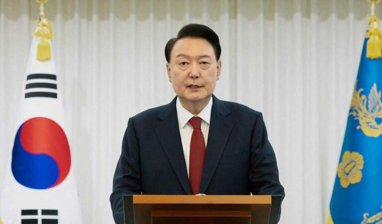 First hearing of Yoon’s impeachment trial ends after four minutes due to his absence