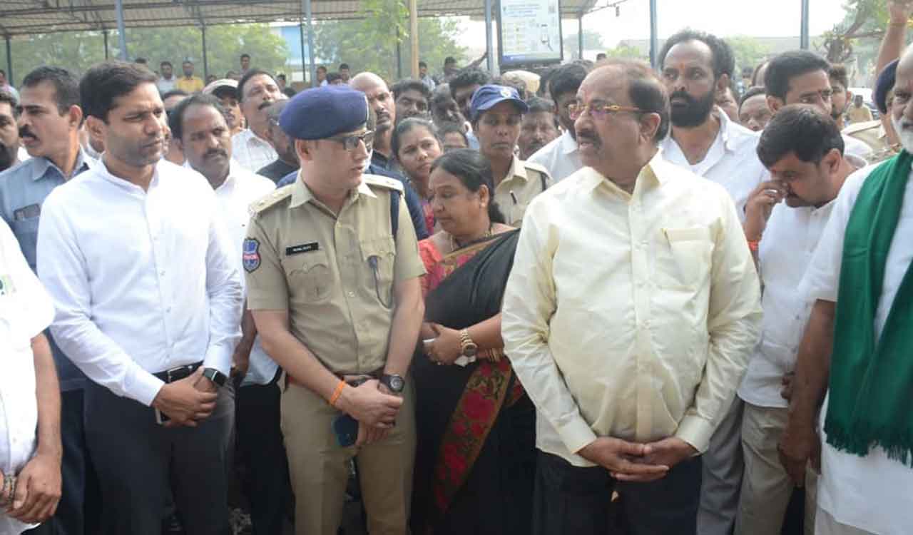 Steps will be taken to prevent fire accidents in Khammam market yard: Thummala Nageswara Rao