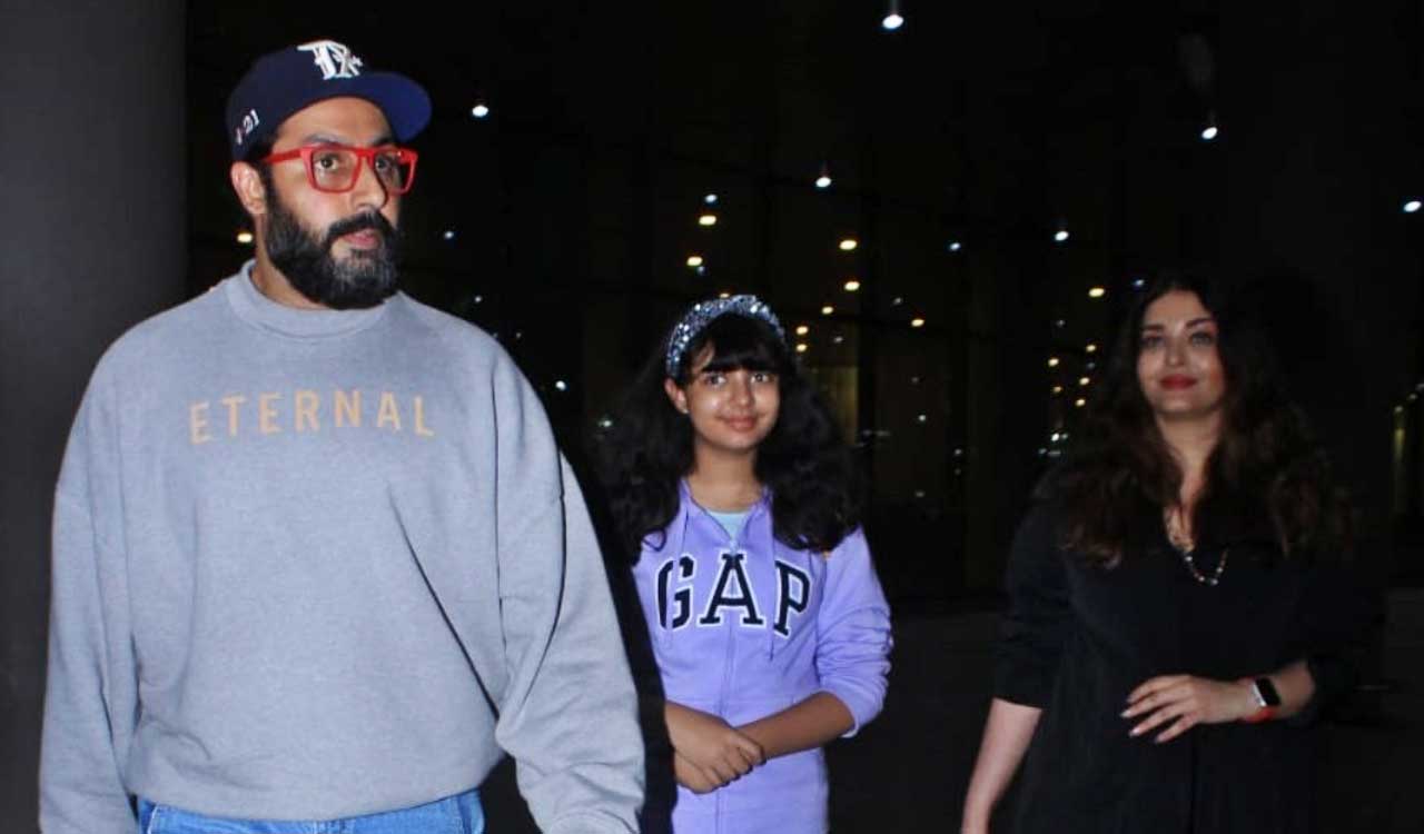 Abhishek Bachchan, Aishwarya Rai return to Mumbai after their New Year holiday