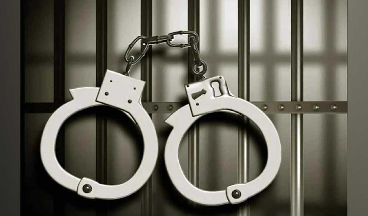 Three men from Bihar held for selling duplicate watches in Hyderabad