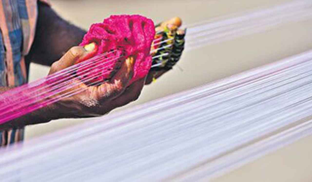 Constable dies after Chinese manjha gets entangled in his neck in UP