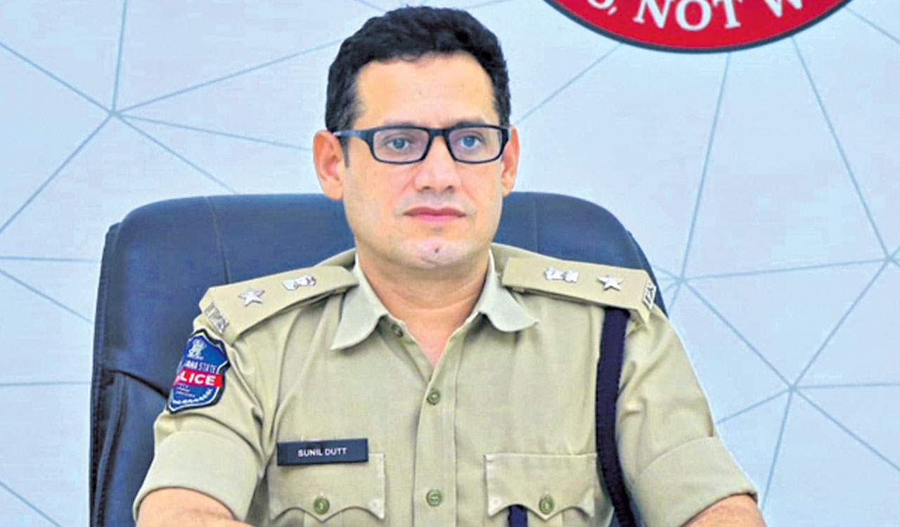 Ahead of Sankranthi, Khammam CP Dutt warns against organising cockfights