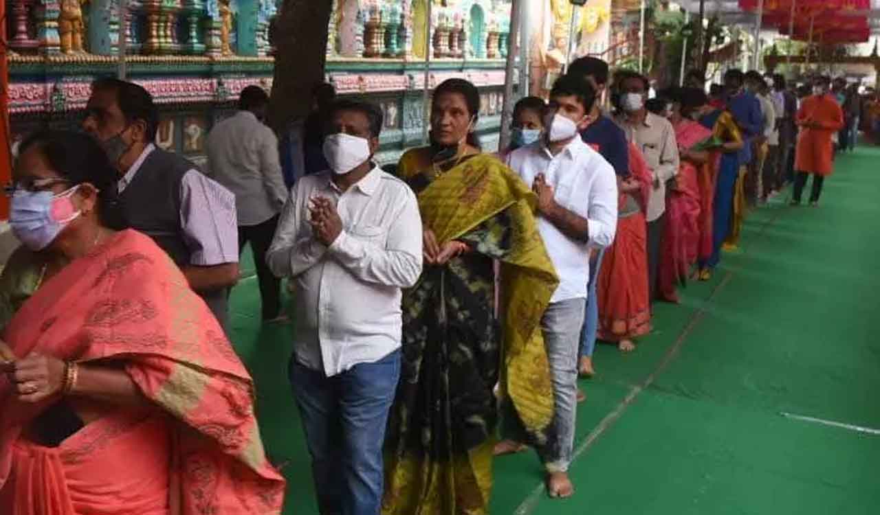 Dress code in temples, a regressive practice or custom?  