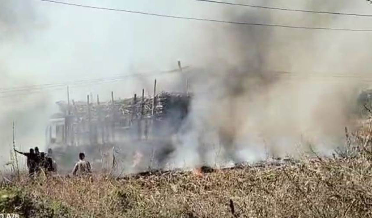 Sugarcane crops in 13 acres gutted in fire accident in Sangareddy
