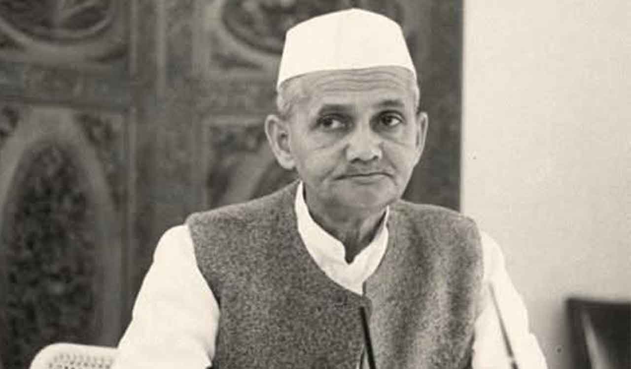 Nation observes 59th death anniversary of Lal Bahadur Shastri