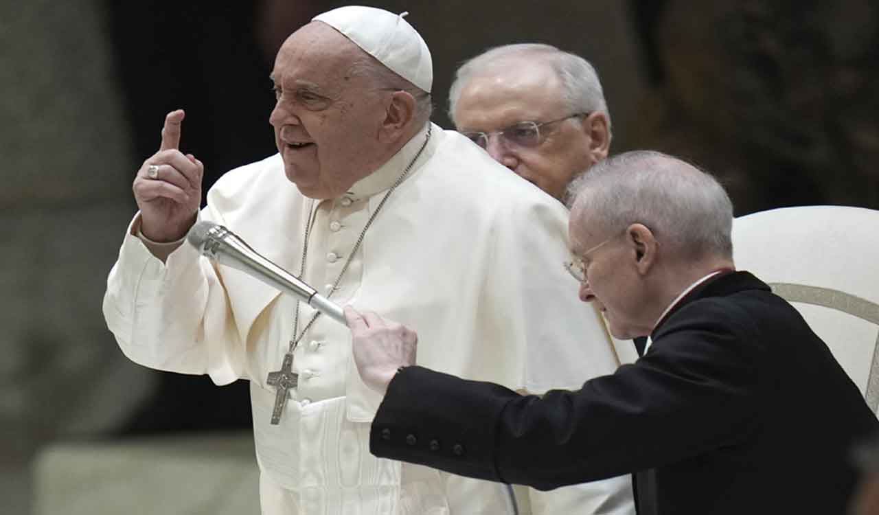 Bullying at school prepares students for war, not peace: Pope Francis