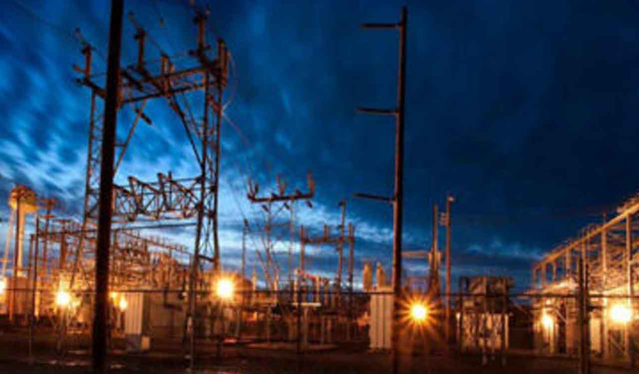 Telangana power utilities told to focus on reducing interruptions