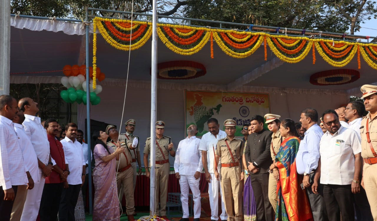 Karimnagar: 76th Republic Day celebrated with patriotic fervour