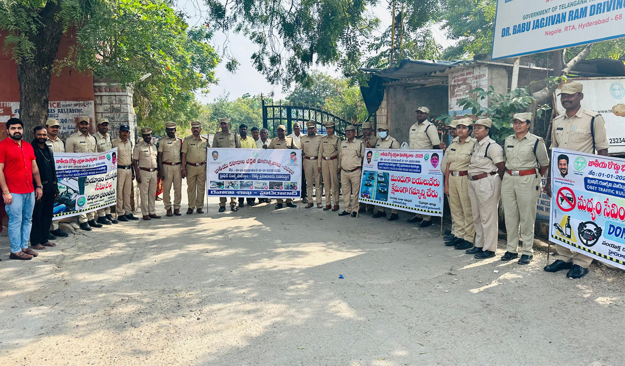 RTO staff undertake ‘padayatra’ in Nagole, urge vehicle drivers to follow road safety rules
